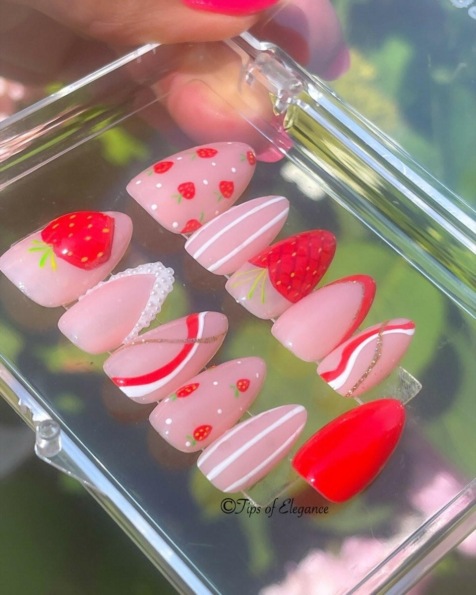 Summer Strawberries | Pre-Design Press on Nail set - Tips of Elegance