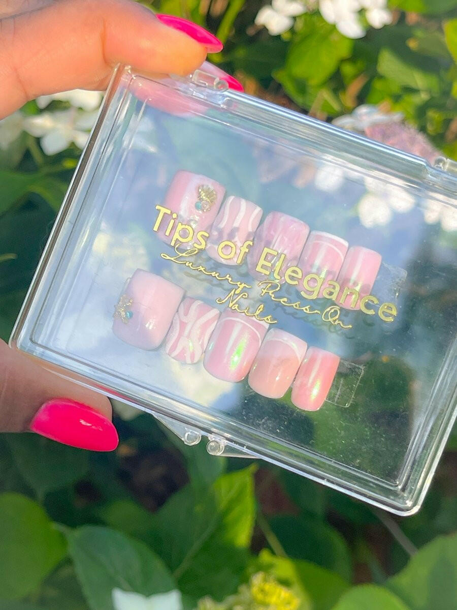 By The Sea | Pre-Design Press-on Nail set - Tips of Elegance