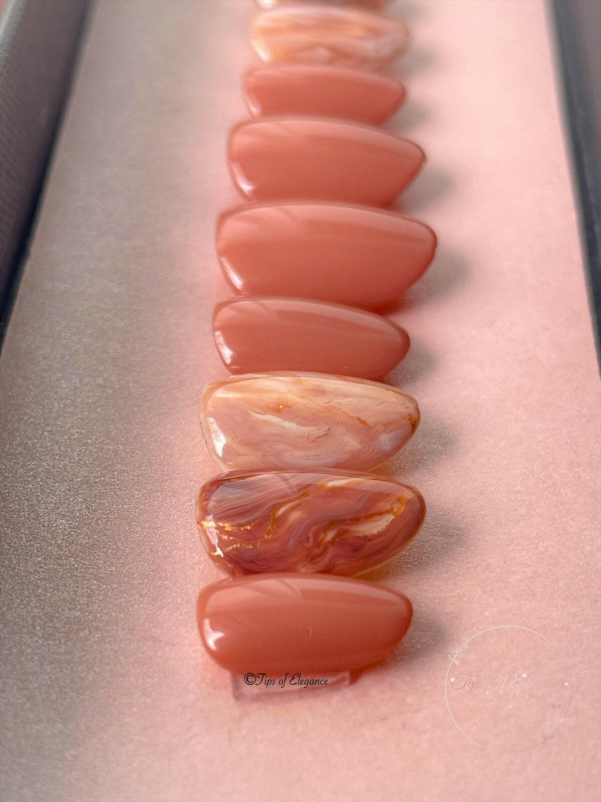 Las Vegas | Pre-Design Custom Press-on Nail Set - Tips of Elegance