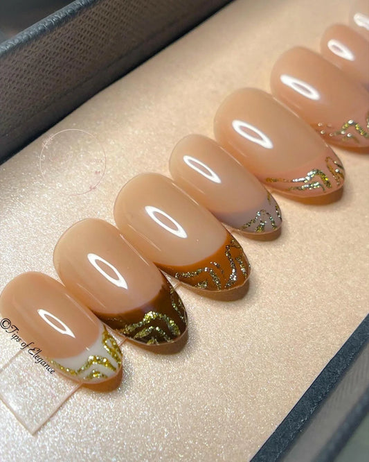 Mani-Chic | Pre-Design Custom Press-on Nail Set - Tips of Elegance