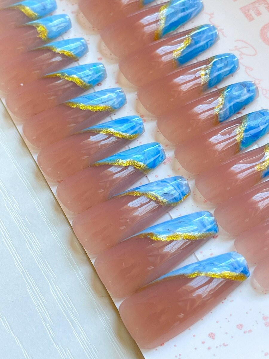 Venice | Ready to Ship Press-on Nails | 30 piece set - Tips of Elegance