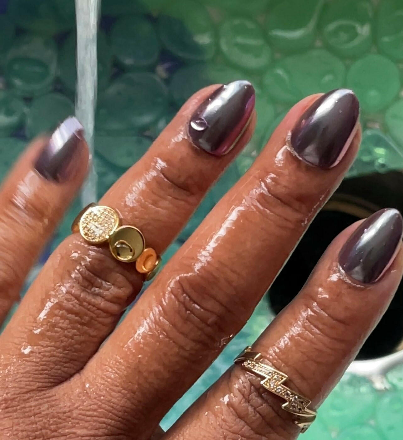 Shifty | Pre-Design Custom Press-on Nail Set - Tips of Elegance