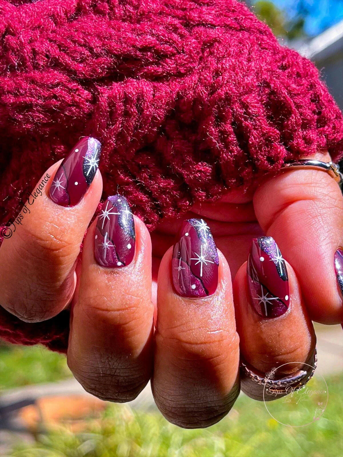 She's Royal | Pre-Design Custom Press-on Nail Set - Tips of Elegance