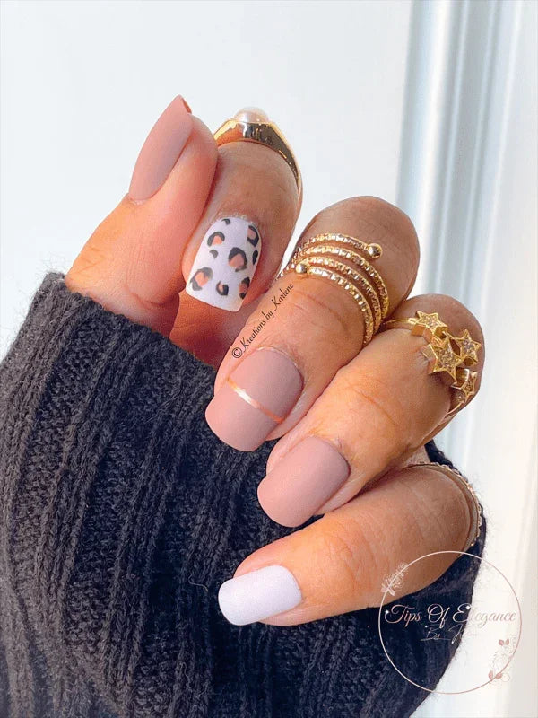 Winter Safari | Handmade Press-on Nail Set - Tips of Elegance