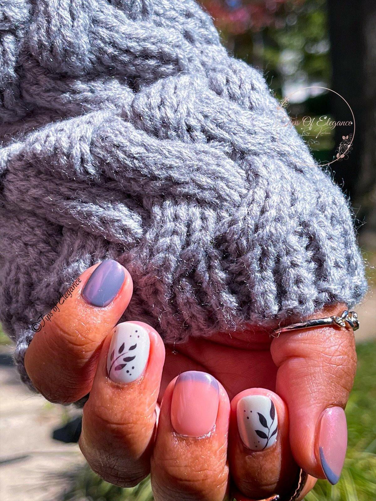 French Connection | Handmade Press-on Nail Set - Tips of Elegance