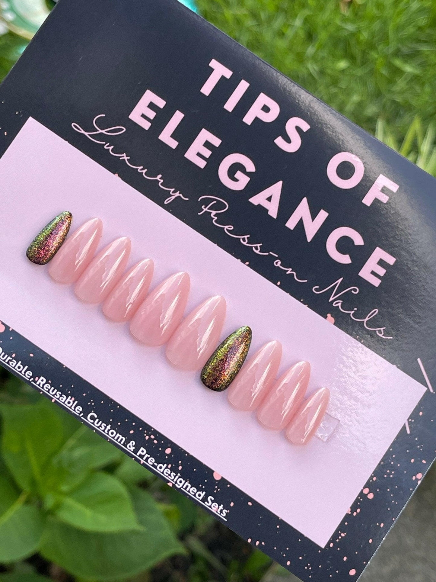 Sultry | Pre-Design Custom Press-on Nail Set - Tips of Elegance