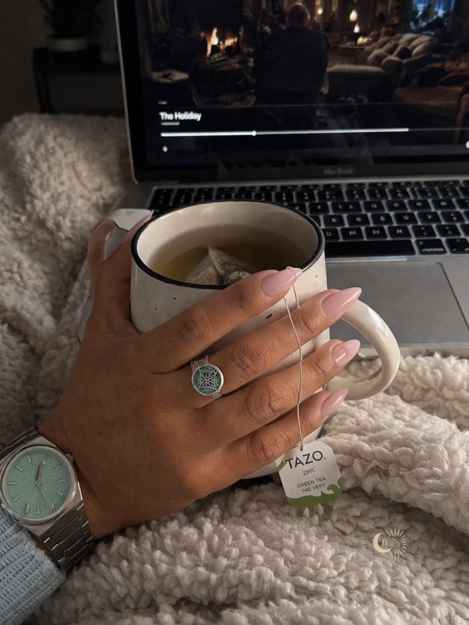 Cozy | Soft, warm & effortlessly feminine