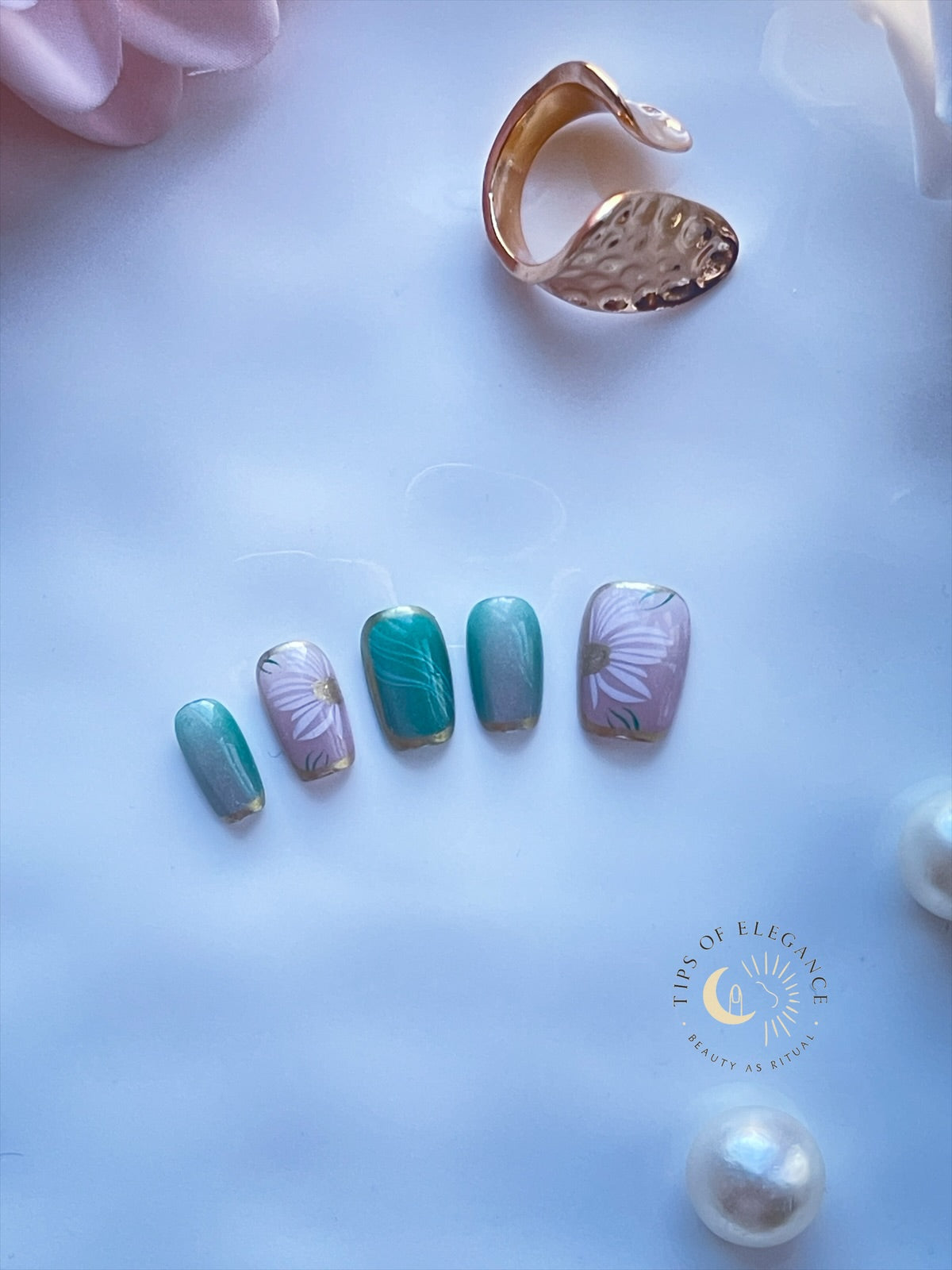 Meadow Muse | Petite Fit | XS COFFIN | Ready to Wear Luxury Press on Nails