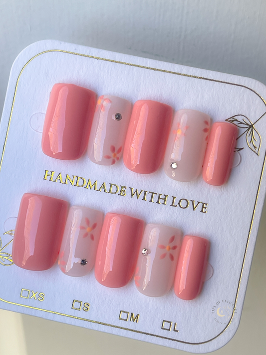 Barely Late | Press-on Nail Set