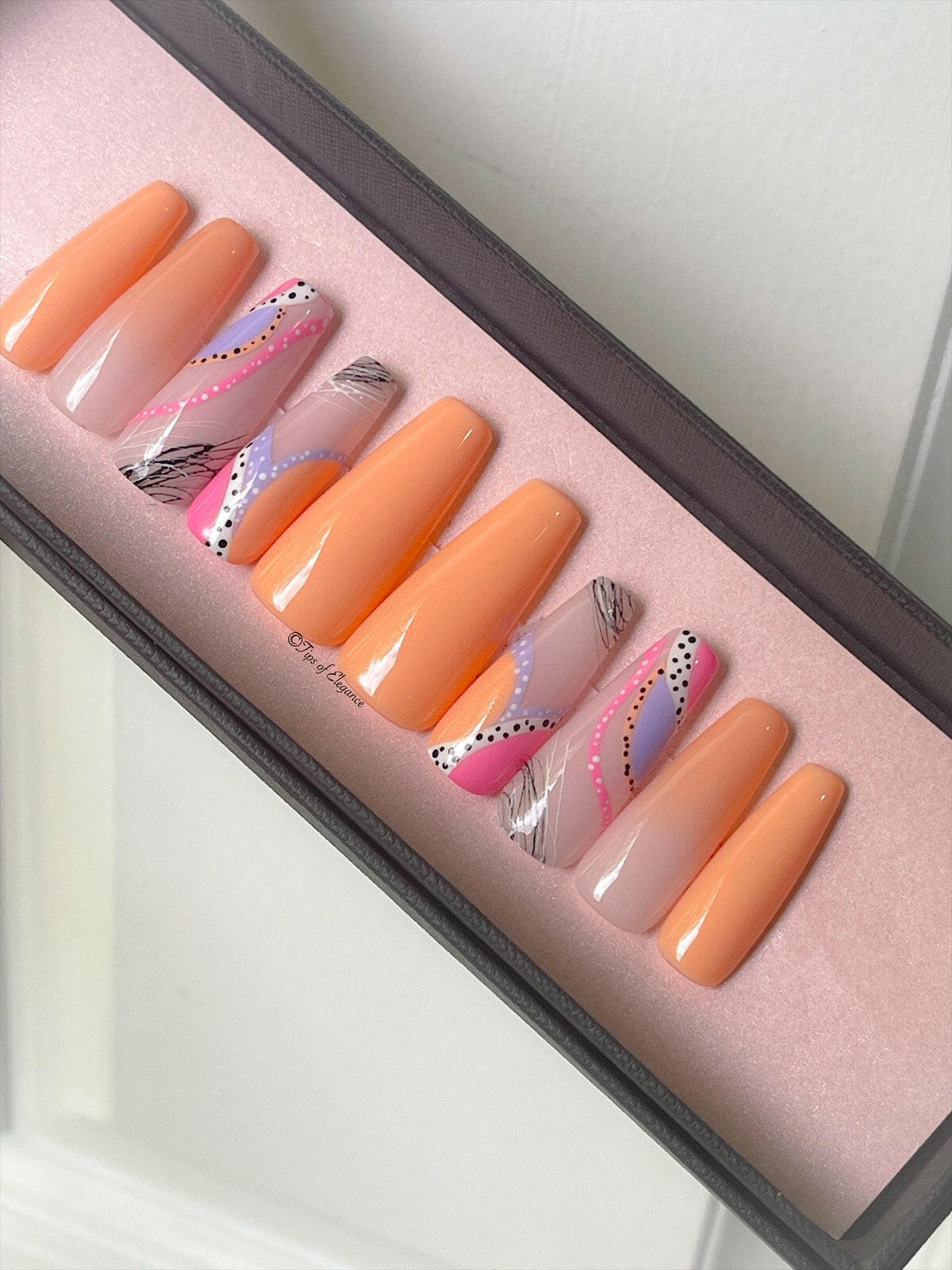 Blushing Harmony | Pre-Designed Custom Press-on Nail Set - Tips of Elegance