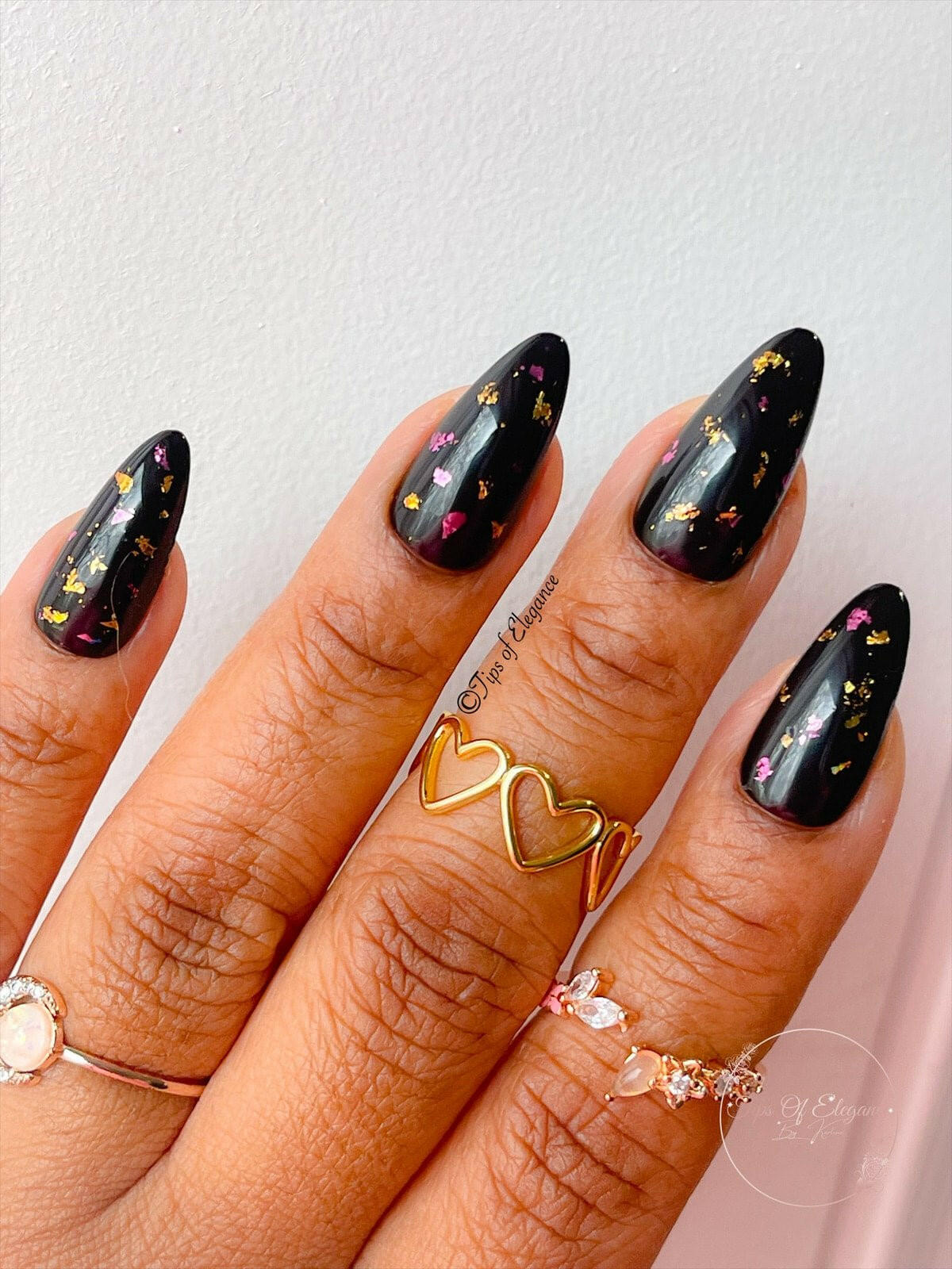 Angel Kisses | Foil | Pre-Designed Custom Press-on Nail Set - Tips of Elegance