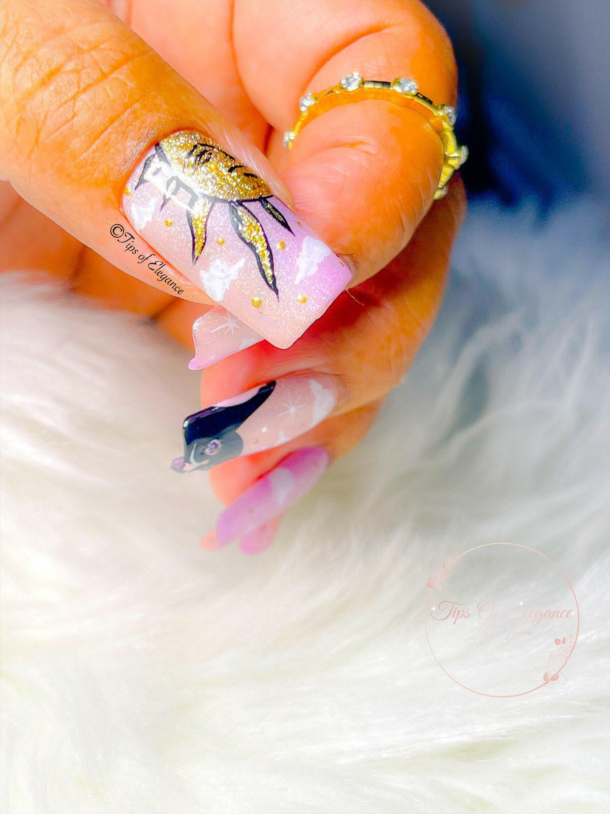 Sun and Moon | Handmade Press-on Nail Set - Tips of Elegance