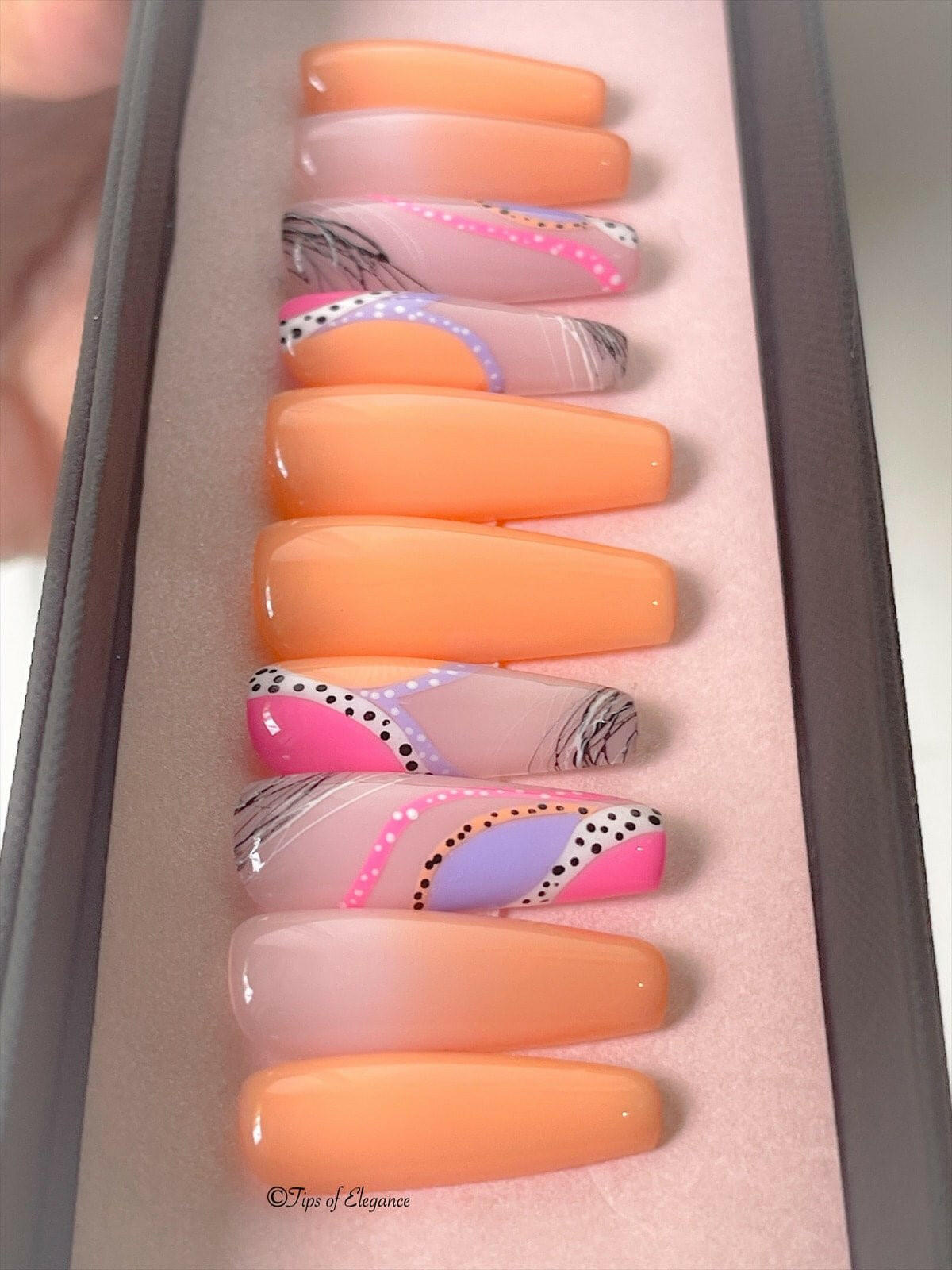 Blushing Harmony | Pre-Designed Custom Press-on Nail Set - Tips of Elegance